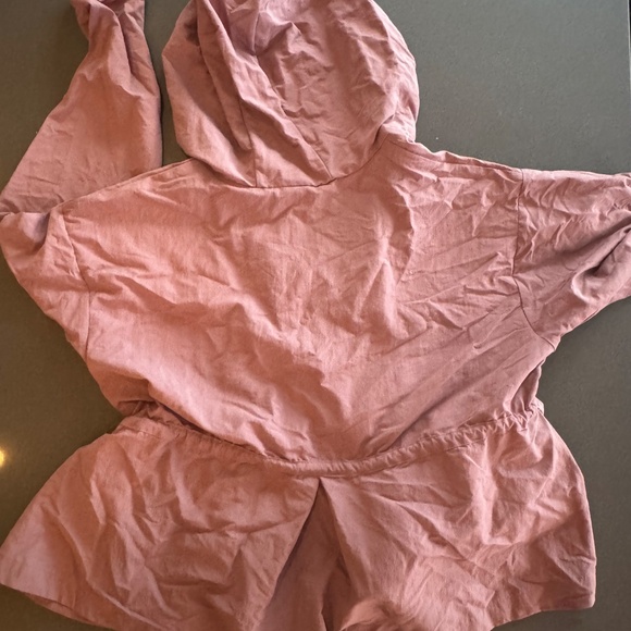 Mauve Nike Women's Rainjacket/Windbreaker - Picture 2 of 5